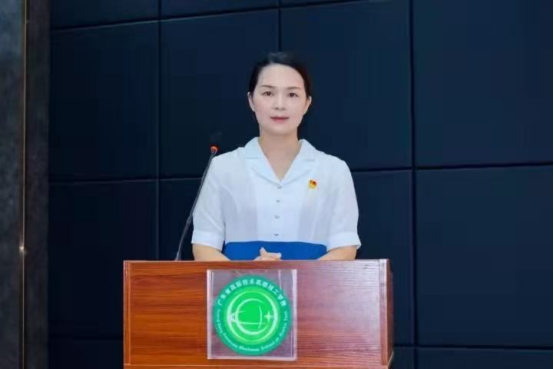用技术搭建教育治理新底座：一位智慧校园建设者的“云上答卷”