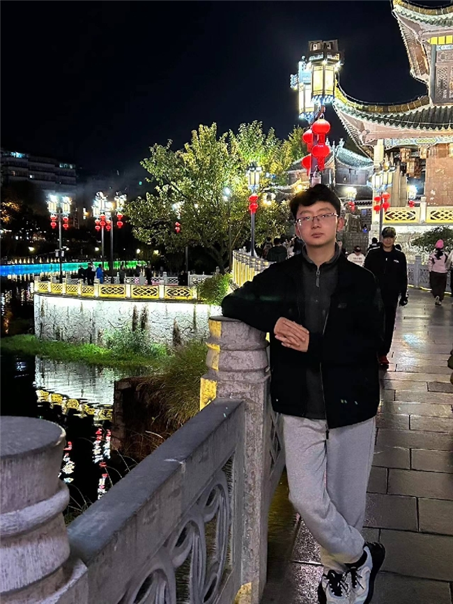 贵州知名教育家黄齐生