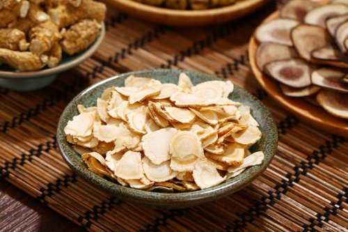 Rb类皂苷：情绪的“天然调节器”， 养为贵告诉你对症又够味！
