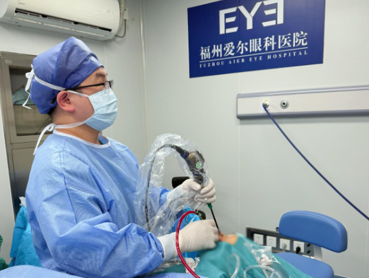 熬了十多年，终于不哭了！微创技术+公益基金为困境中的母亲止住了泪水——福州爱尔眼科