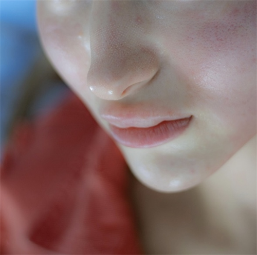 干皮过冬指南：除了加湿器，你可能还需要1瓶维E乳