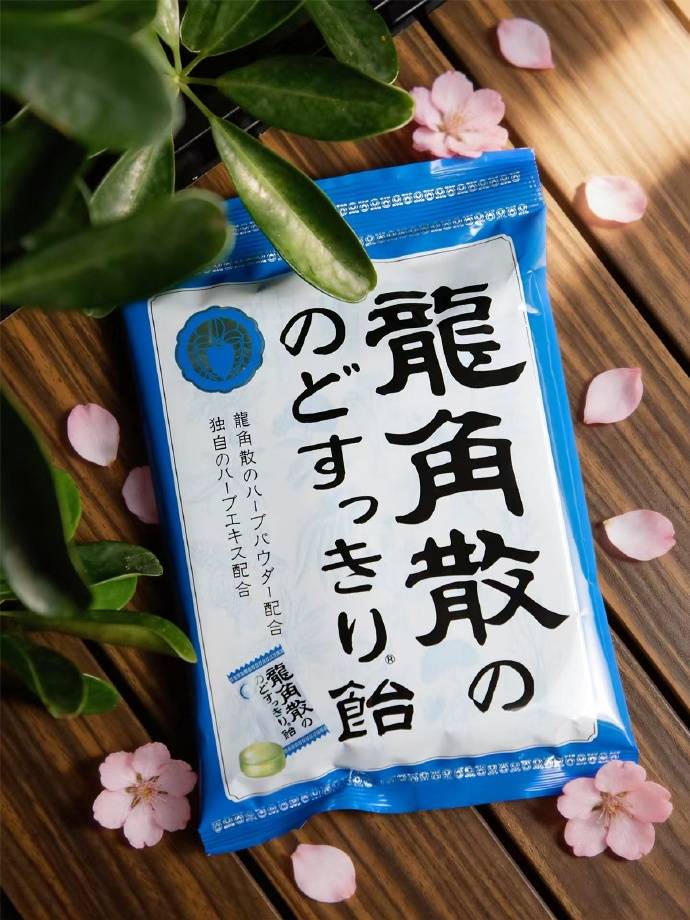 应对夏季空调房与高频用嗓双重挑战，龙角散薄荷味润喉产品成夏季润嗓优选