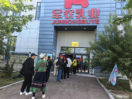百亿赛道突围者：新疆军农乳业凭什么站上驼奶粉行业C位？