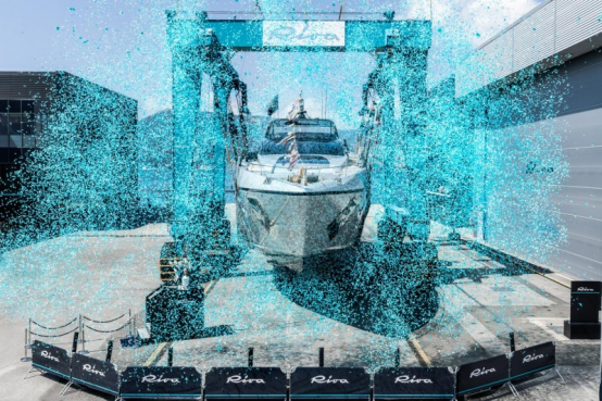 全新丽娃96' ARGO SUPER：格调高雅，艇海相映