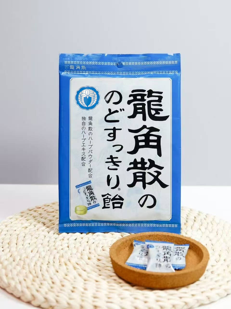 秋冬干燥诱发咽喉不适 科学养护成市民关注重点
